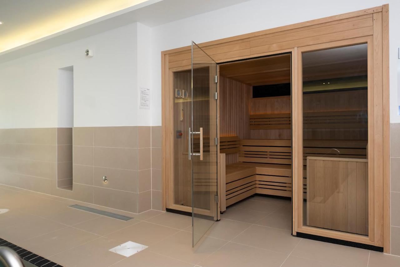 5 Putsborough - Luxury Apartment At Byron Woolacombe, Only 4 Minute Walk To Woolacombe Beach! Eksteriør bilde