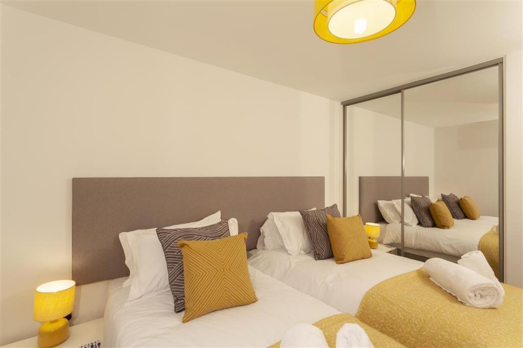 5 Putsborough - Luxury Apartment At Byron Woolacombe, Only 4 Minute Walk To Woolacombe Beach! Eksteriør bilde