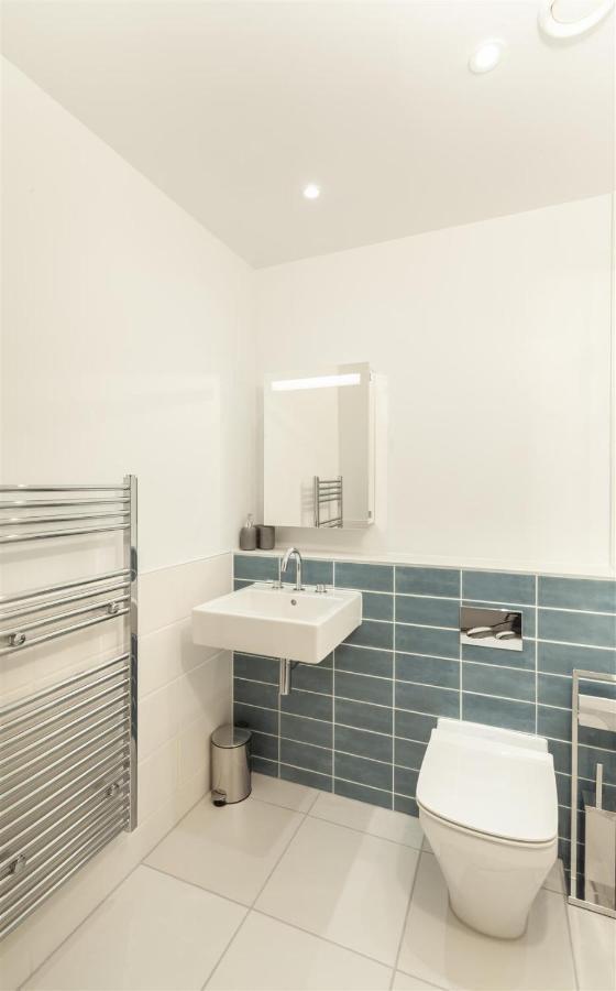 5 Putsborough - Luxury Apartment At Byron Woolacombe, Only 4 Minute Walk To Woolacombe Beach! Eksteriør bilde