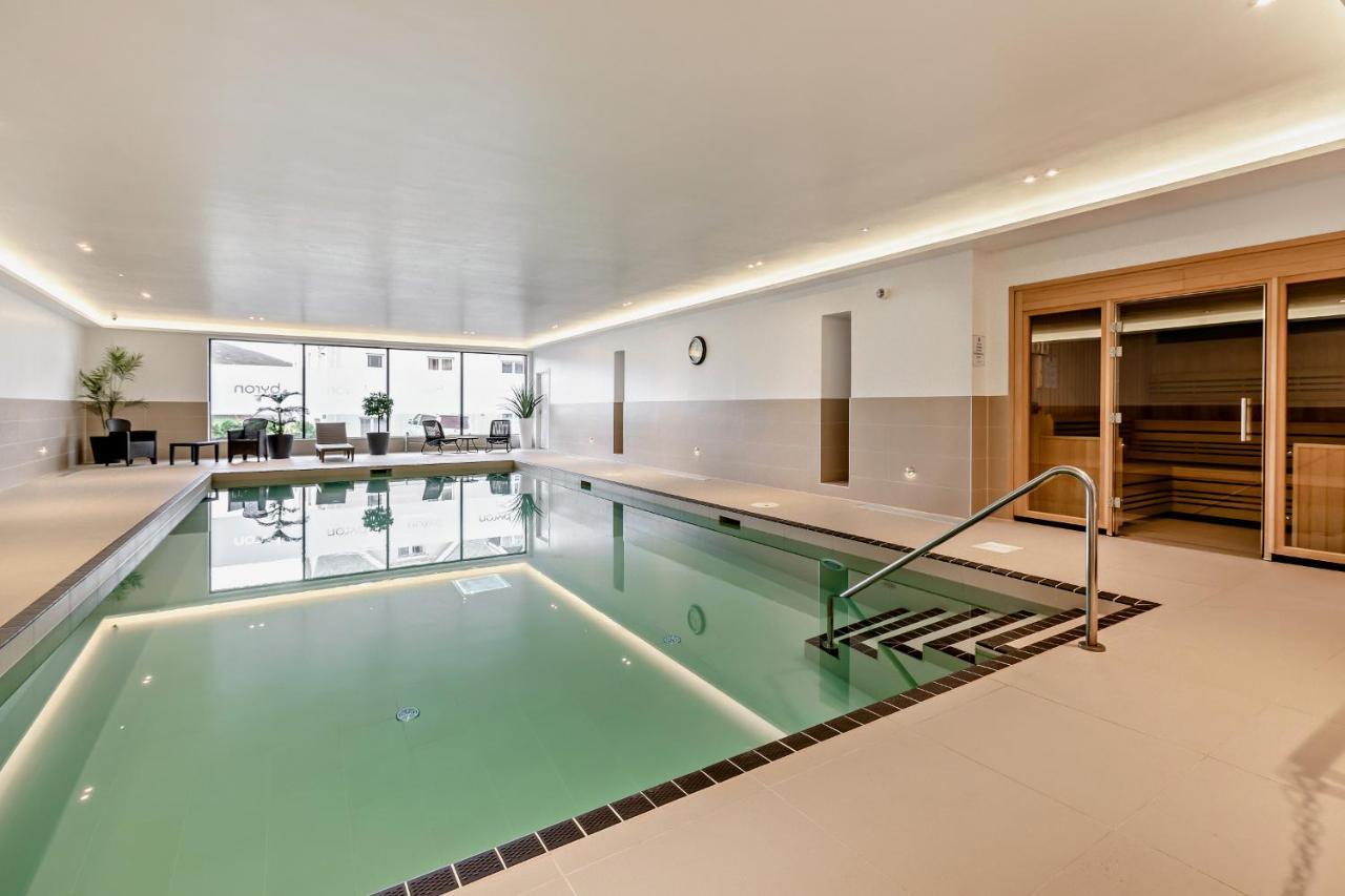 5 Putsborough - Luxury Apartment At Byron Woolacombe, Only 4 Minute Walk To Woolacombe Beach! Eksteriør bilde